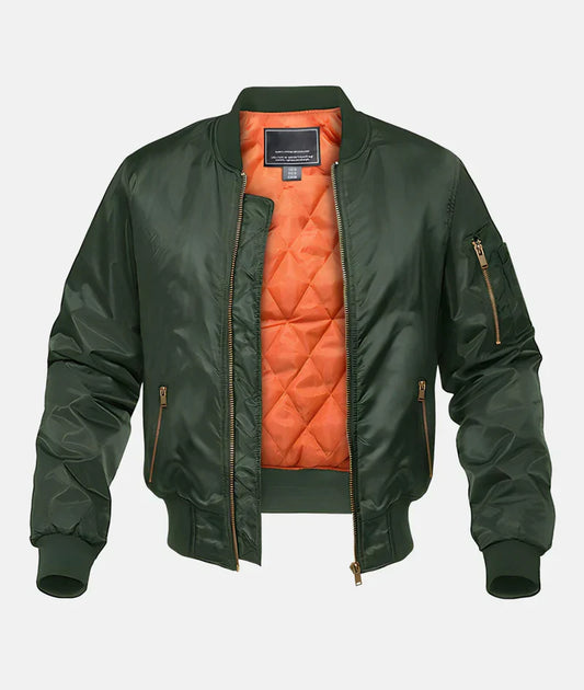 Grüne Bomberjacke mit orangefarbenem Innenfutter, Reißverschlusstaschen und Rippbündchen. Modische Herrenjacke, ideal für Herbst und Winter.