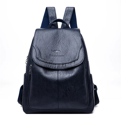 Schwarzer Leder-Rucksack mit Känguru-Logo, modisch und geräumig, ideal für Reisen und Alltag, hochwertiges Design, Unisex-Accessoire.