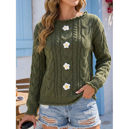 Damen-Häkelpullover lässig zu einem modernen Alltagslook kombiniert