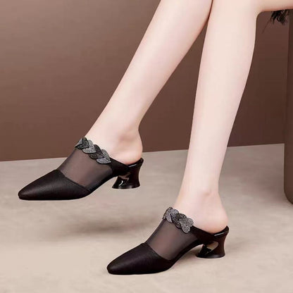 Damen-Slipper Mit Spitzer Zehenpartie Und Geschlossenem Mesh-Obermaterial