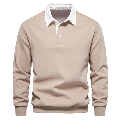 Beiges Herren-Poloshirt mit weißem Kragen, langärmelig, klassisches Design, ideal für Freizeit- und Business-Looks. Hochwertige Baumwollmischung.