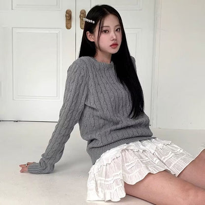 Women's sweater cable knit round neck long sleeve sweater