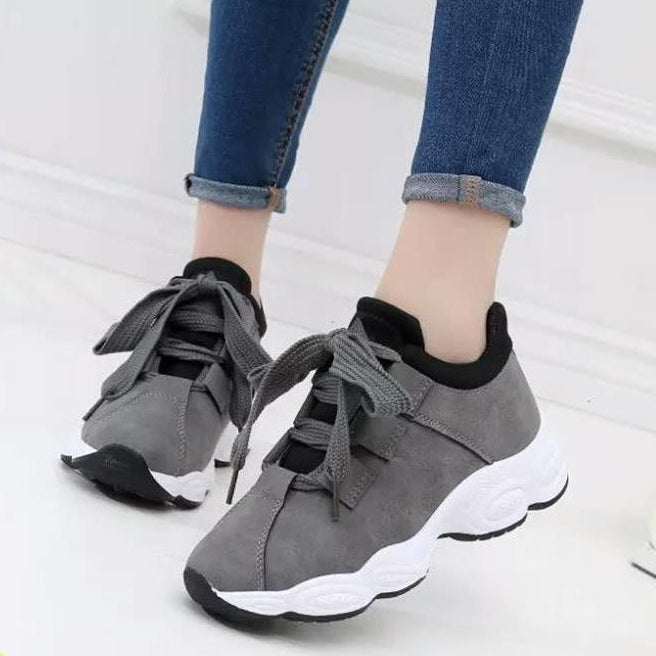 Damen Laufschuhe Mit Dicker Sohle Und Schnürdesign Mit Rundem Zeh