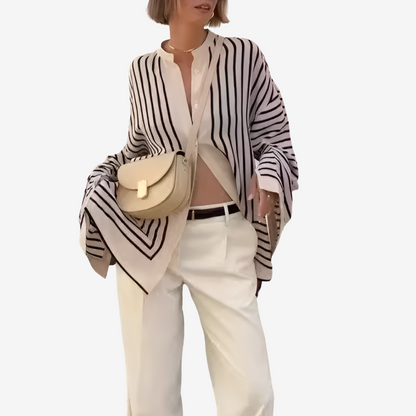 Damenbluse mit Streifenmuster, V-Ausschnitt und Oversize-Schnitt – Moderner Stil
