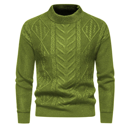 Grüner Strickpullover mit Zopfmuster, Rundhalsausschnitt und langen Ärmeln. Modischer Herrenpullover, ideal für Herbst und Winter.