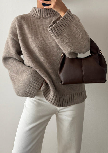 Women's knitted sweater high collar ribbed details straight cut