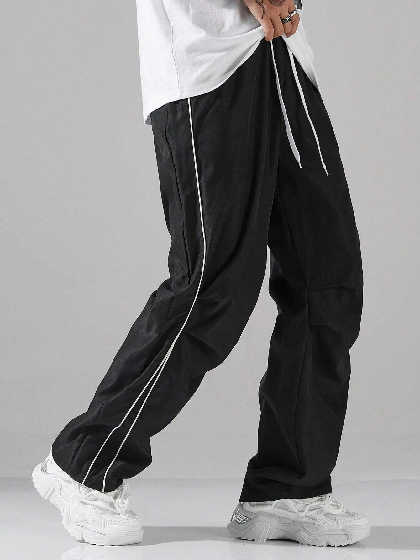 Herren Trainingshose mit geradem Bein und Kordelzug – Entspannter Schnitt