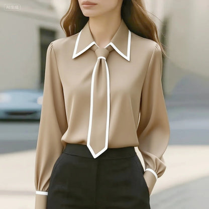 Damen Bluse mit Kontrastkrawatte und Knopfleiste
