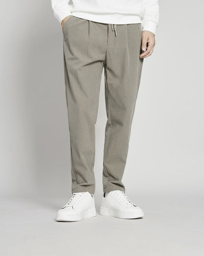 Men's Spring Capri Pants, Loose Fit, Mid-Rise Waist with Drawstring Closure