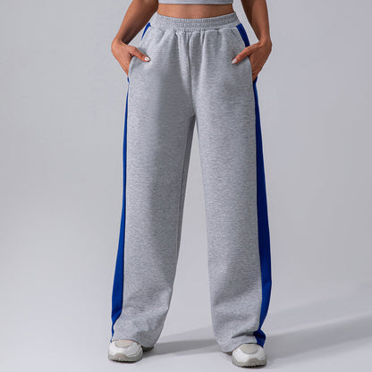 Women's pants with high waist and straight leg, featuring an elastic waistband