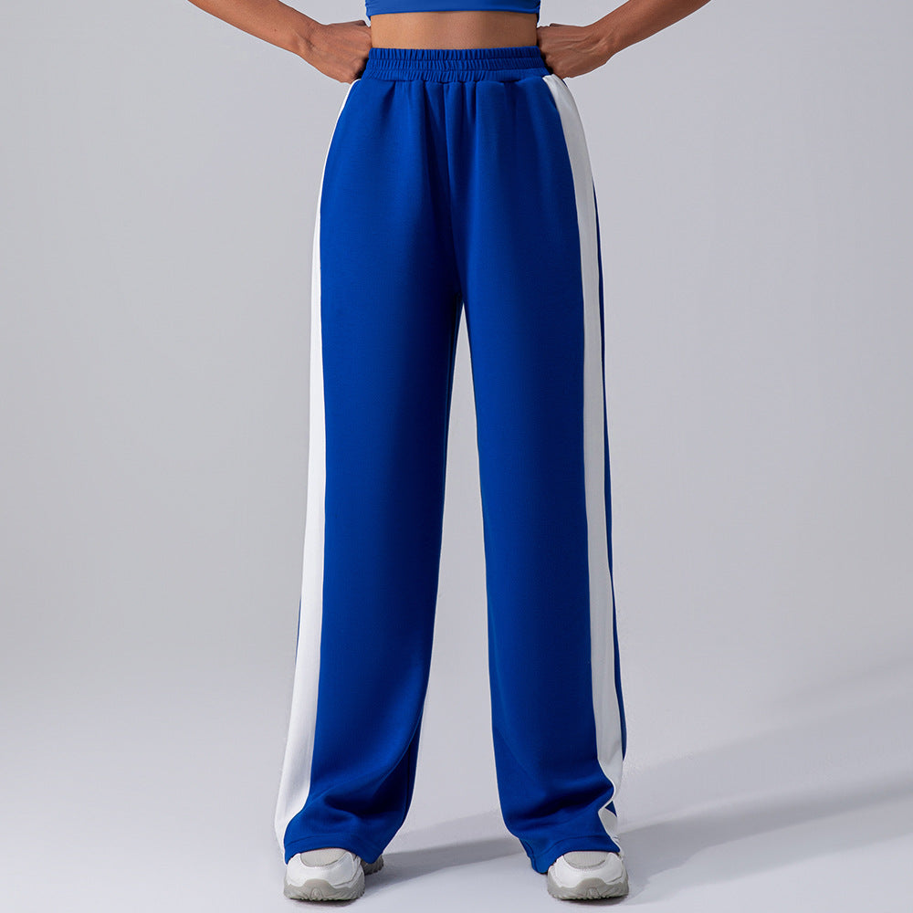 Women's pants with high waist and straight leg, featuring an elastic waistband