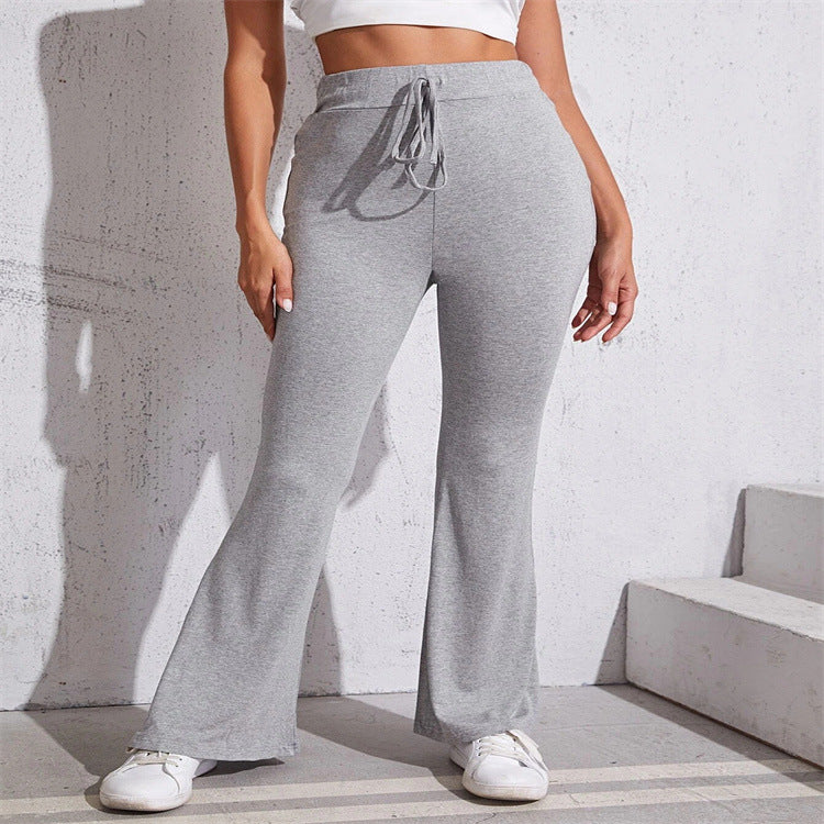 Women's pants with high waist, elastic waistband, and wide leg