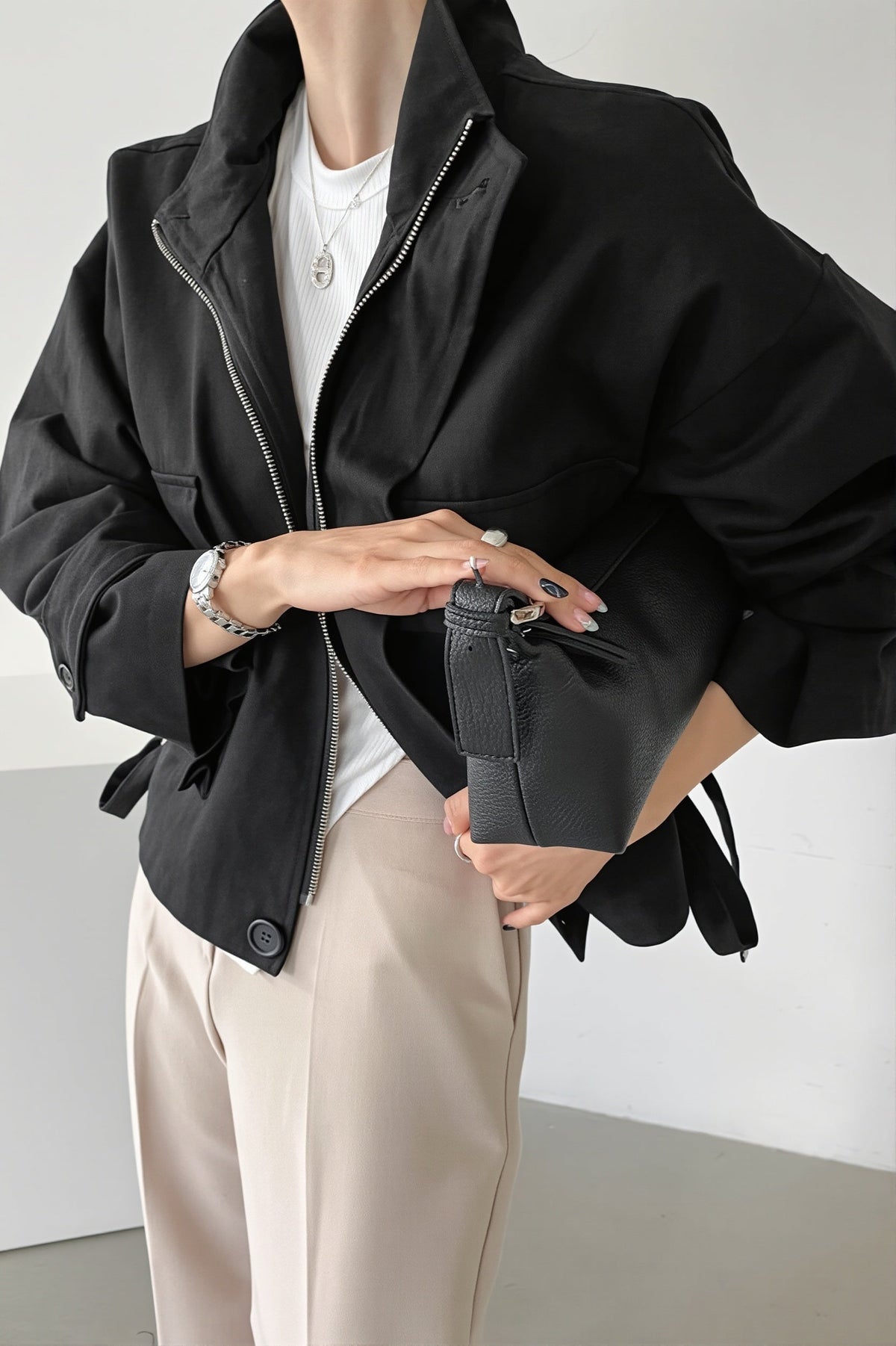 Utility-Jacke im Oversized-Schnitt als vielseitiger Begleiter für den Alltag