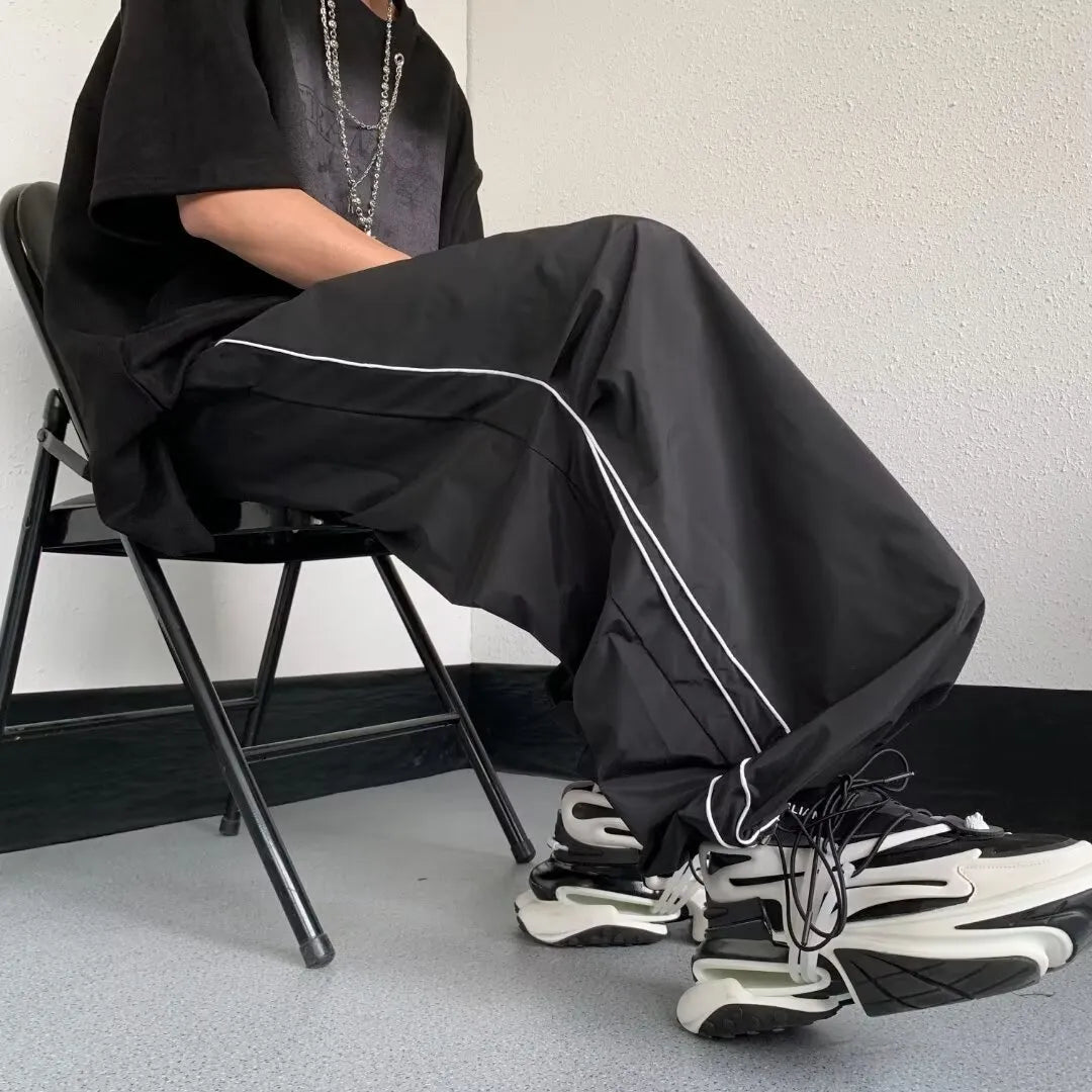 Herren Sporthose mit geradem Schnitt und weitem Bein – mit leichter Dehnbarkeit