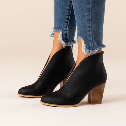 Damen-Stiefeletten mit V-Ausschnitt-Silhouette, Blockabsatz und Schlupfdesign