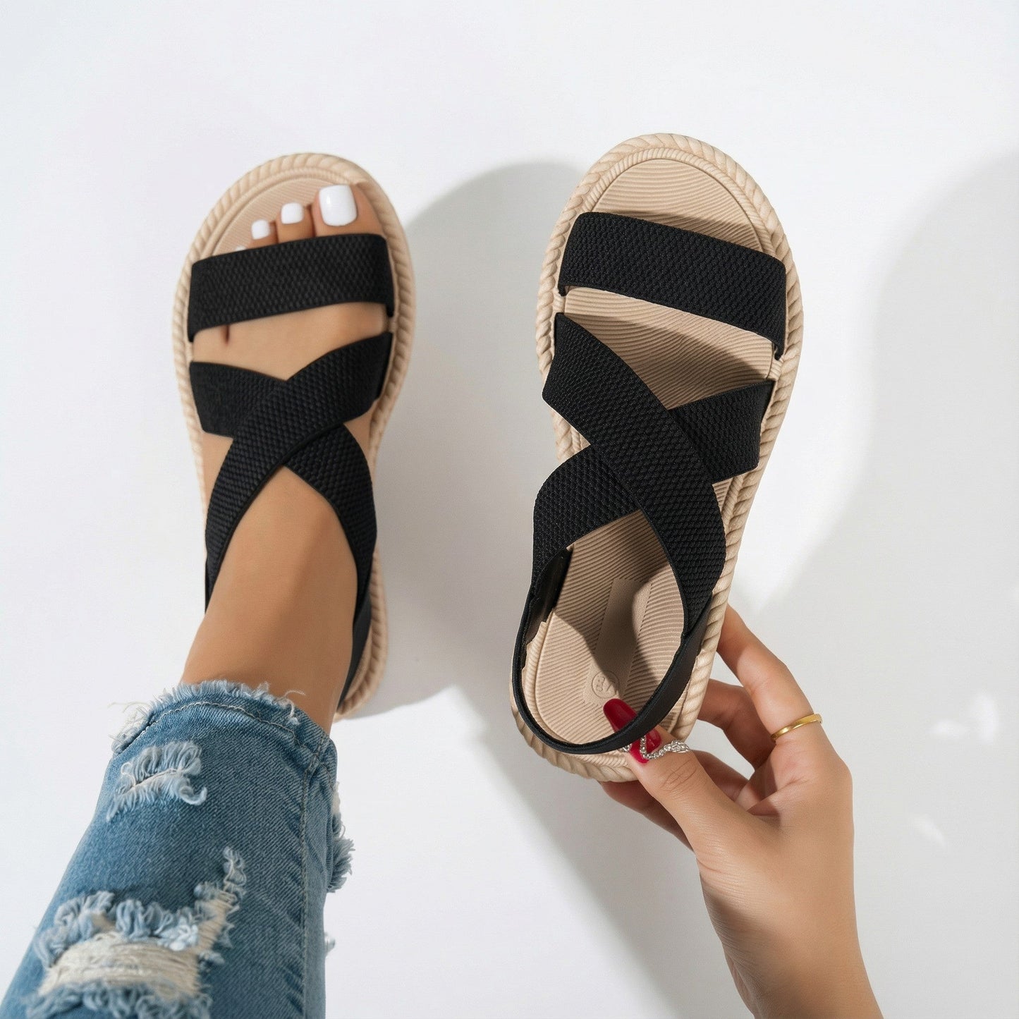 Women's summer sandals with crossed straps, soft sole & lightweight design