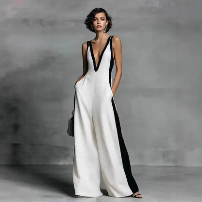 Ärmelloser Damen-Jumpsuit Mit V-Ausschnitt Und Weitem Bein Sowie Kontrastierendem Patchwork-Design