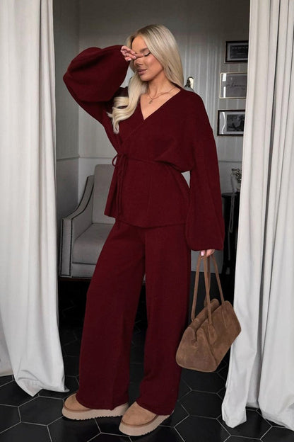 Damen-Strickset mit Oberteil und Hose mit weitem Bein
