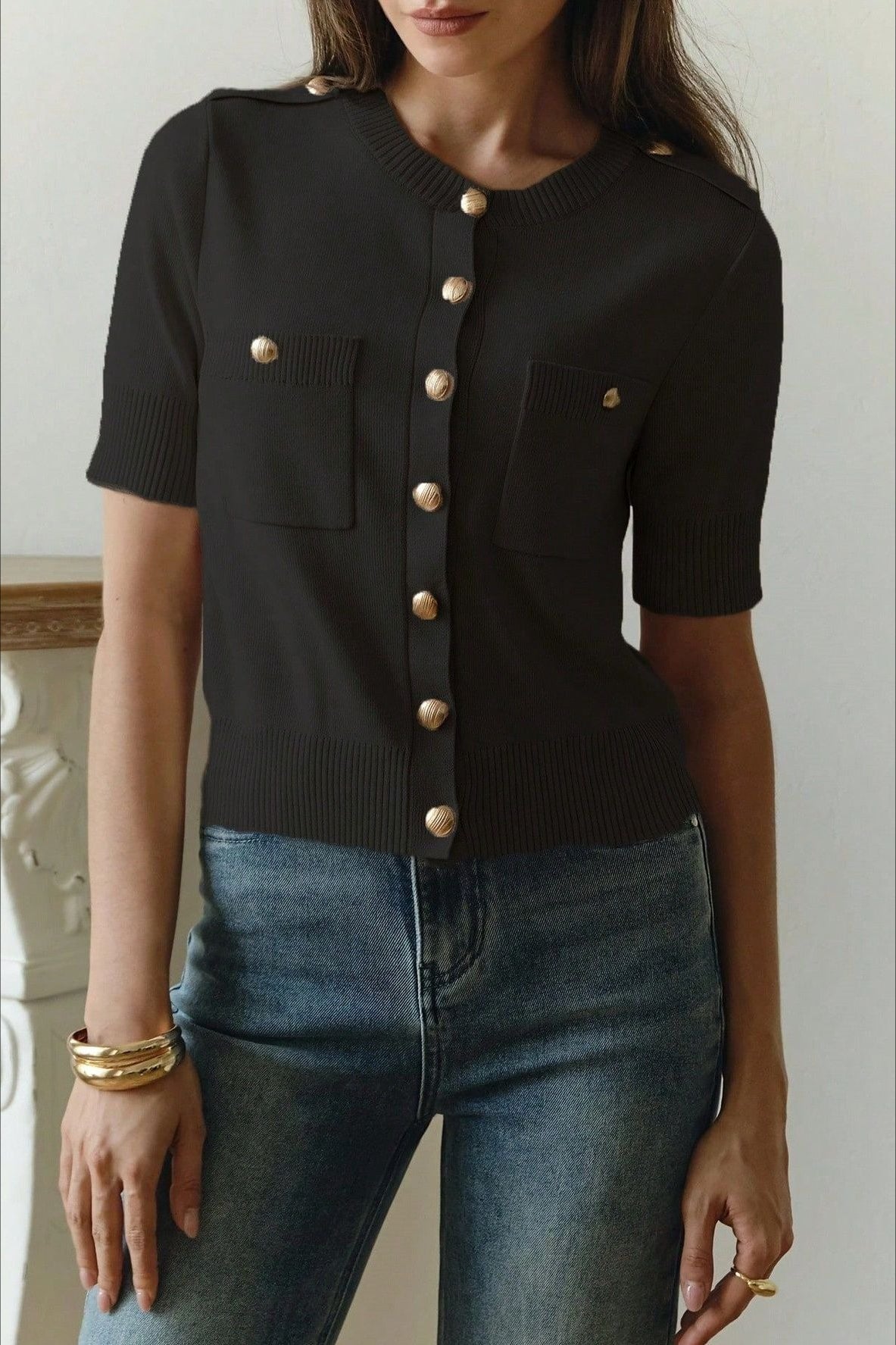Damen-Cardigan mit weicher Strickstruktur und kurzen Ärmeln