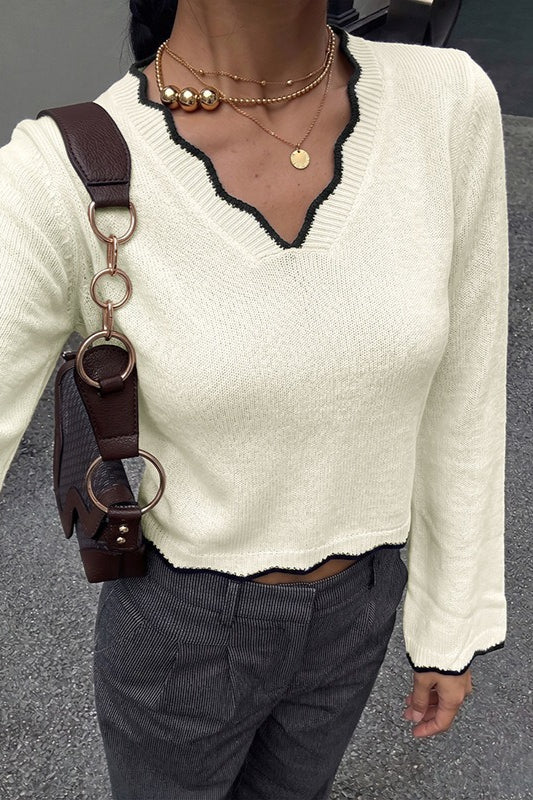 Damenpullover Mit Kontrastdetails Und V Ausschnitt