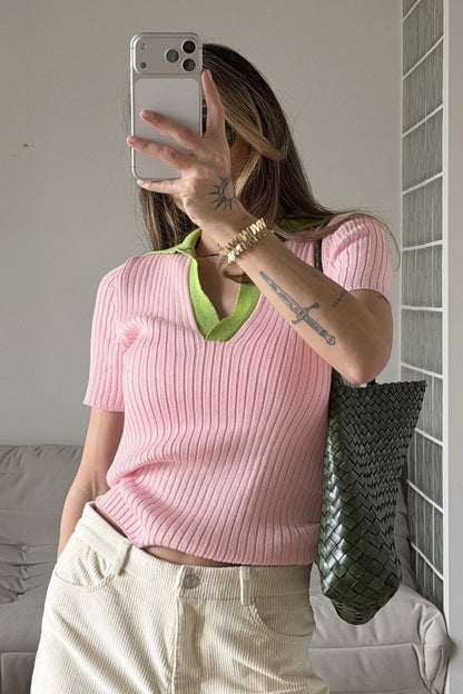Stilvolles Damen-Rippstrick-Poloshirt für den Alltag
