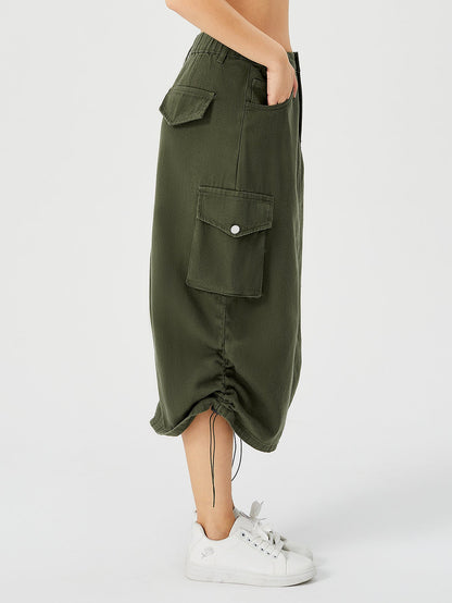 Damen Cargo-Midirock mit hohem Bund, Frontschlitz und mehreren Taschen