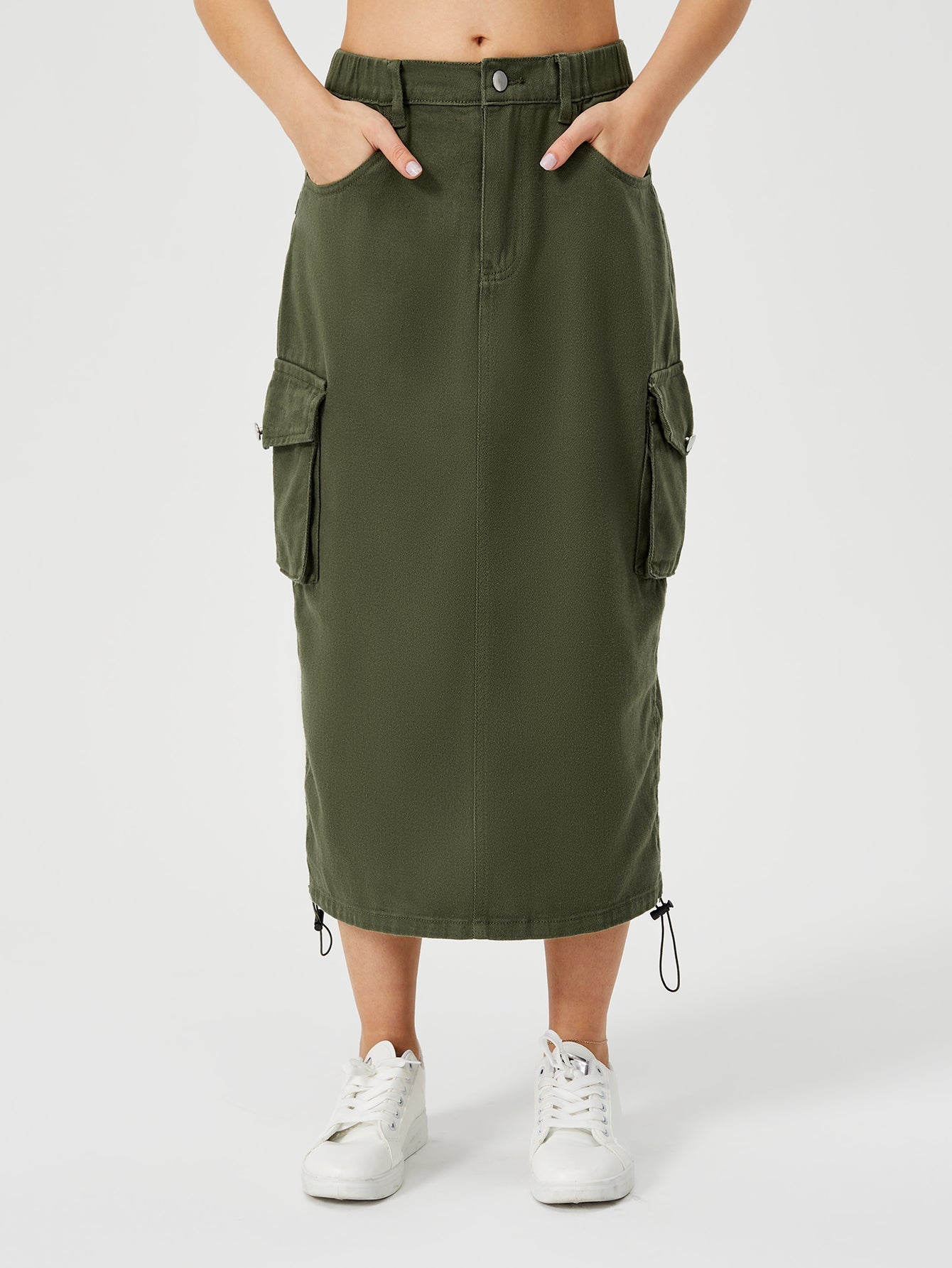 Damen Cargo-Midirock mit hohem Bund, Frontschlitz und mehreren Taschen