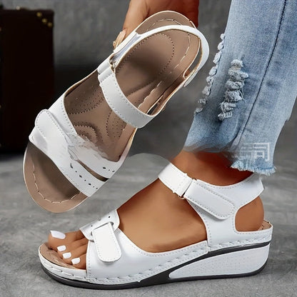 Damen-Sandalen Mit Dicker Sohle Und Klettverschluss – Lederoptik