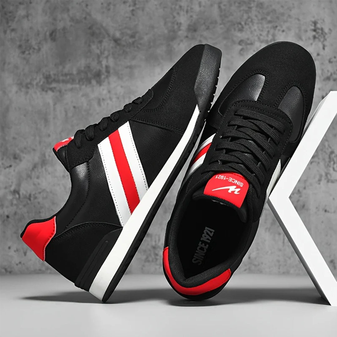 Herren-Sneaker mit Streifendetail und gepolstertem Innenfutter