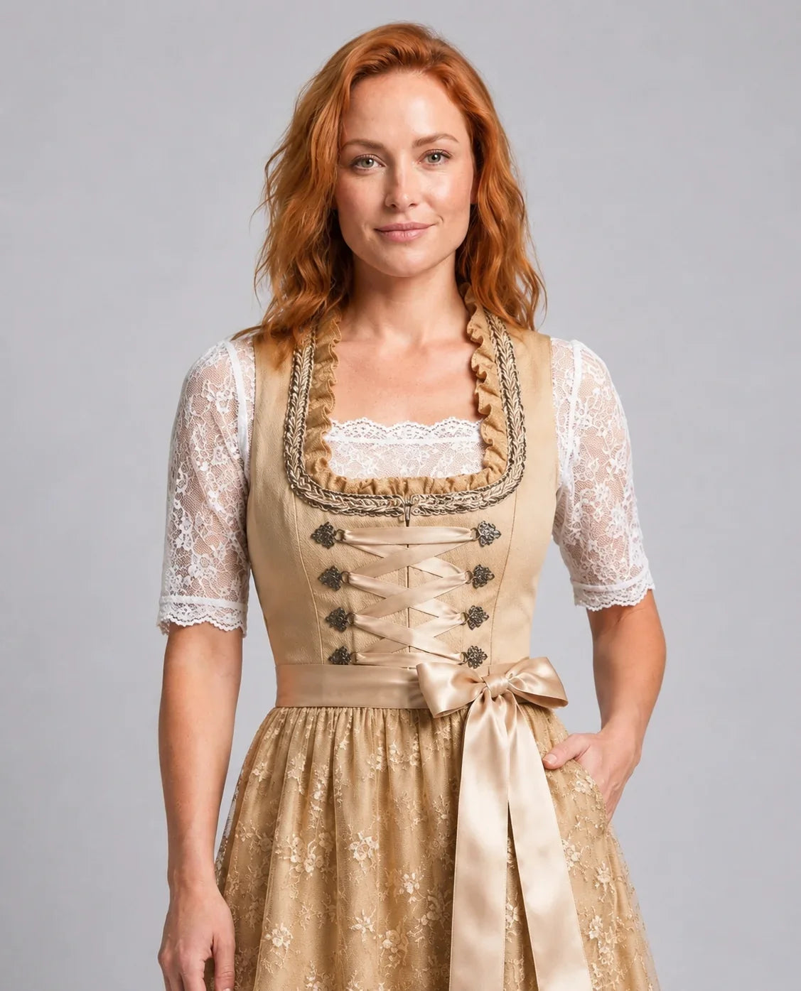 Knielanges Damen-Dirndl mit integrierter Spitzenbluse