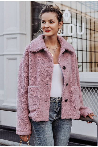 Women's winter coat with long sleeves and open front – faux fur style