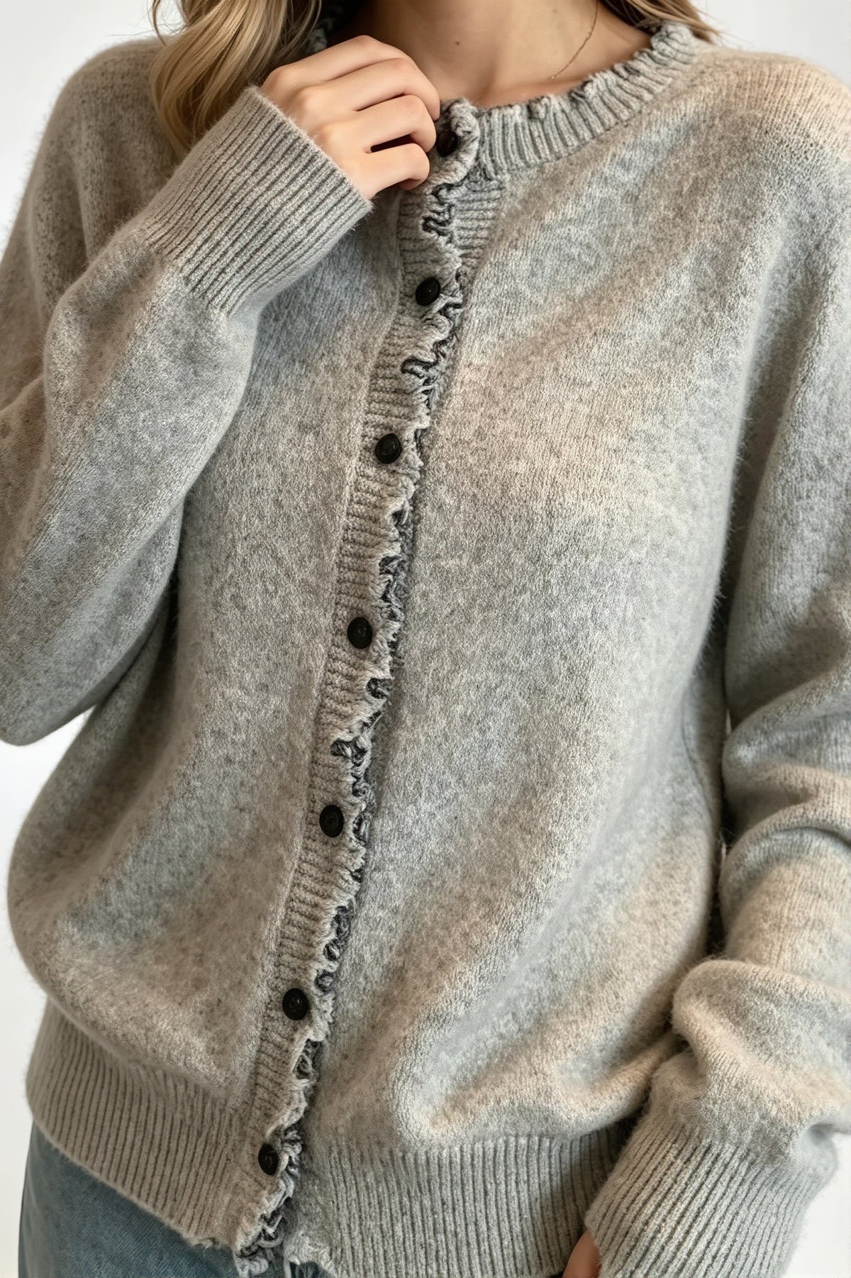 Damen-Cardigan mit langen Ärmeln und klassischer Knopfleiste