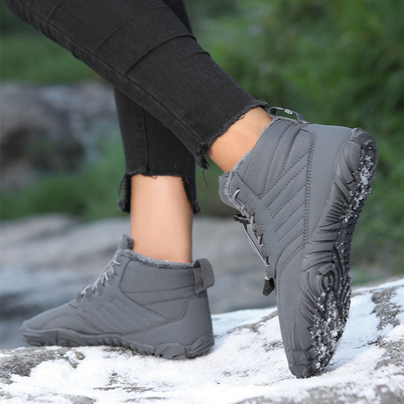 Men's winter boots for slipping on outdoors with non-slip rubber sole