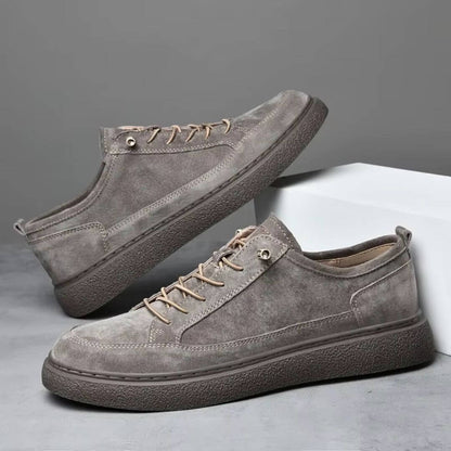 Herren-Sneaker In Wildlederoptik Mit Schnürung, Gepolsterter Innensohle Und Gummisohle