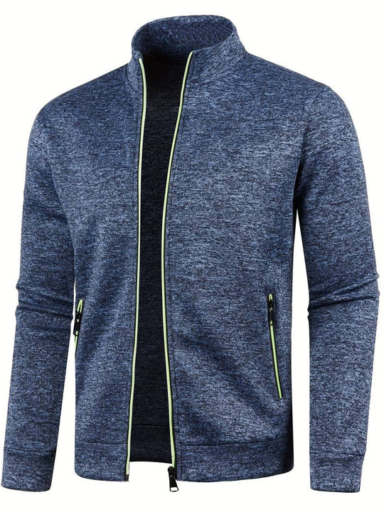 Dunkelblaue Herren-Sweatjacke mit Reißverschluss, Stehkragen und seitlichen Taschen. Modische Freizeitjacke aus Baumwollmischung.
