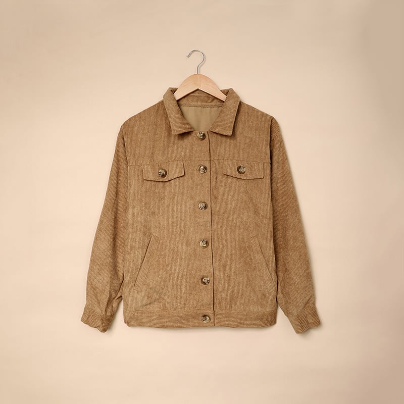 Women's corduroy shirt jacket with single-row button placket and long sleeves