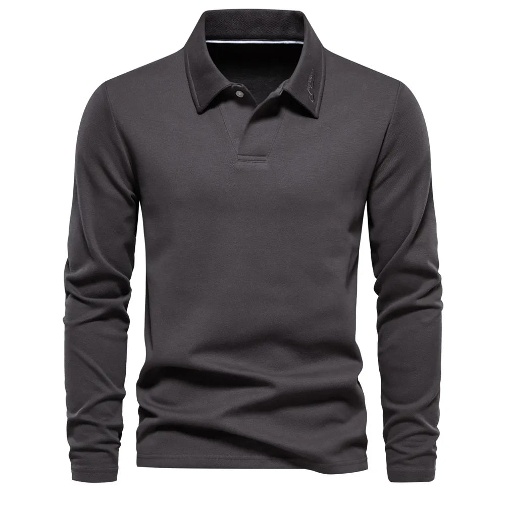 Dunkelgraues Langarm-Poloshirt für Herren, klassischer Kragen, elegantes Design, ideal für Freizeit und Büro, hochwertige Baumwollmischung.