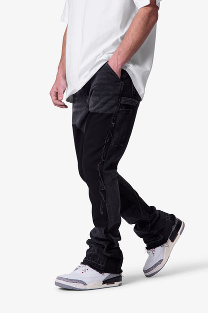 Herren Schlagjeans Slim Fit mit Einsatzdesign und offenem Saum – Denim-Stil