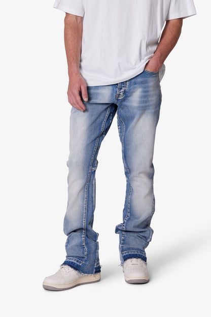 Herren Schlagjeans mit schlankem Bein und Paneel-Details – Blauer Denim-Stil