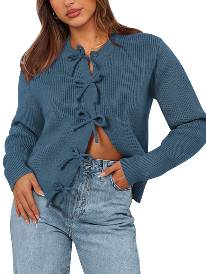 Damen Strickjacke für den Herbst mit Schleifenbindung, offenem Vorderteil und Rundhalsausschnitt