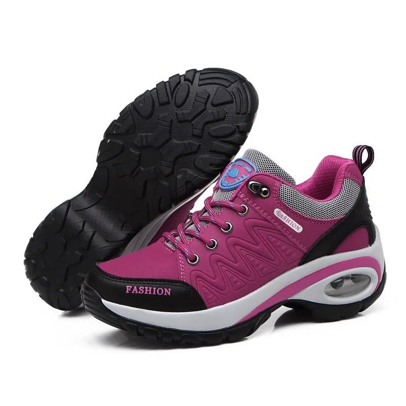 Damen Sneaker in Pink und Schwarz mit dicker Sohle, atmungsaktivem Mesh, modischem Design und rutschfester Laufsohle. Ideal für Sport und Freizeit.