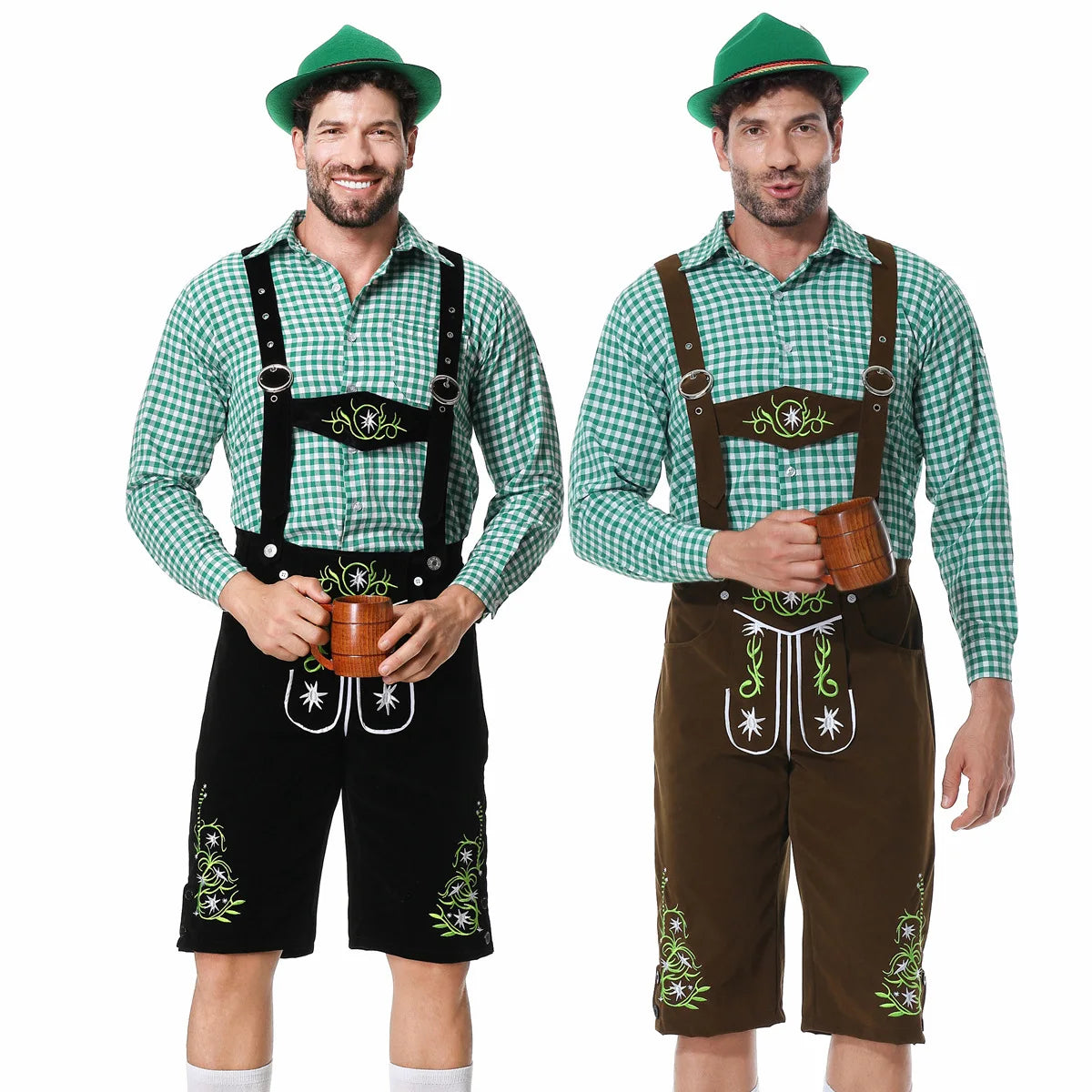 Zwei Männer in traditioneller bayerischer Tracht mit grünen Hüten und karierten Hemden, halten Bierkrüge. Oktoberfest, Lederhosen, Trachtenmode.
