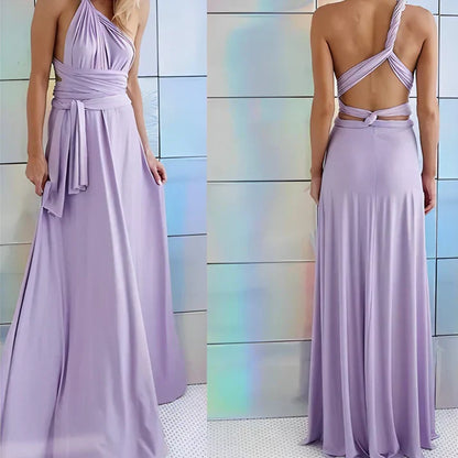 Fliederfarbenes Abendkleid mit Neckholder und Rückenausschnitt, bodenlang, elegantes Design, ideal für formelle Anlässe und Hochzeiten.