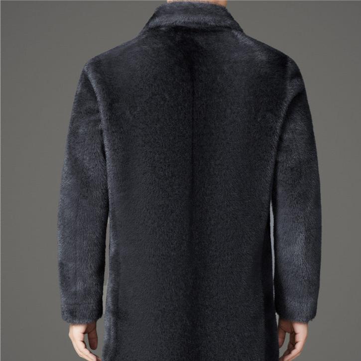 Herren Kunstpelzmantel in schwarz mit klassischer Silhouette