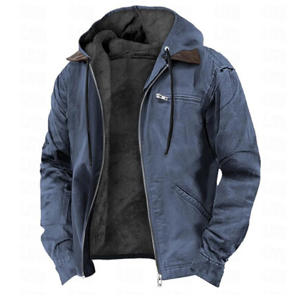 Blaue Herrenjacke mit Kapuze, Reißverschluss und Taschen, gefüttert mit schwarzem Fleece. Ideal für Herbst und Winter. Modische Outdoor-Bekleidung.