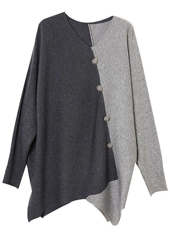Asymmetrischer Damenpullover, zweifarbig in Dunkelgrau und Hellgrau, mit Knopfleiste. Modischer Strickpullover, ideal für Herbstmode.