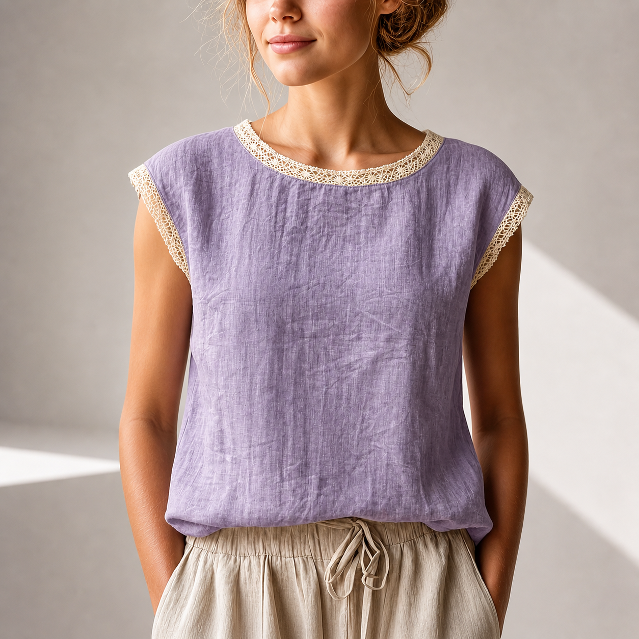 Damen Bluse mit Spitzenbesatz – Lockerer Schnitt