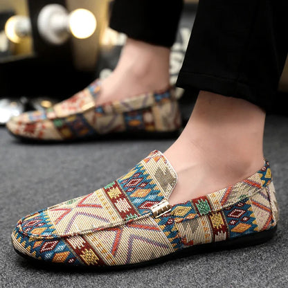 Herren Leinwand-Slipper mit Aztekenmuster und Gummisohle