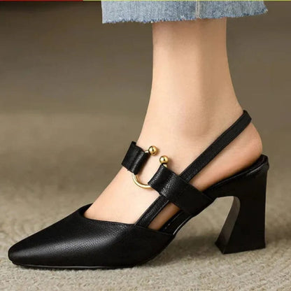 Damen-Slingback-Pumps Mit Spitzer Zehenpartie, Verstellbarem Riemen Und Goldenen Details