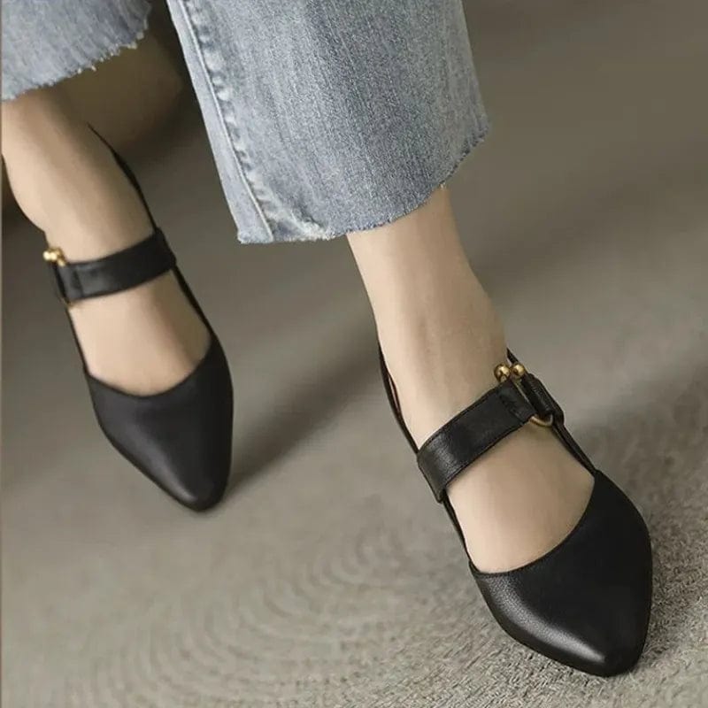 Damen-Slingback-Pumps Mit Spitzer Zehenpartie, Verstellbarem Riemen Und Goldenen Details